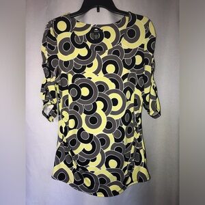 Women’s Alfani Top size L.